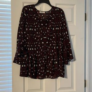 Maroon cheetah print 3/4 bell sleeve babydoll top